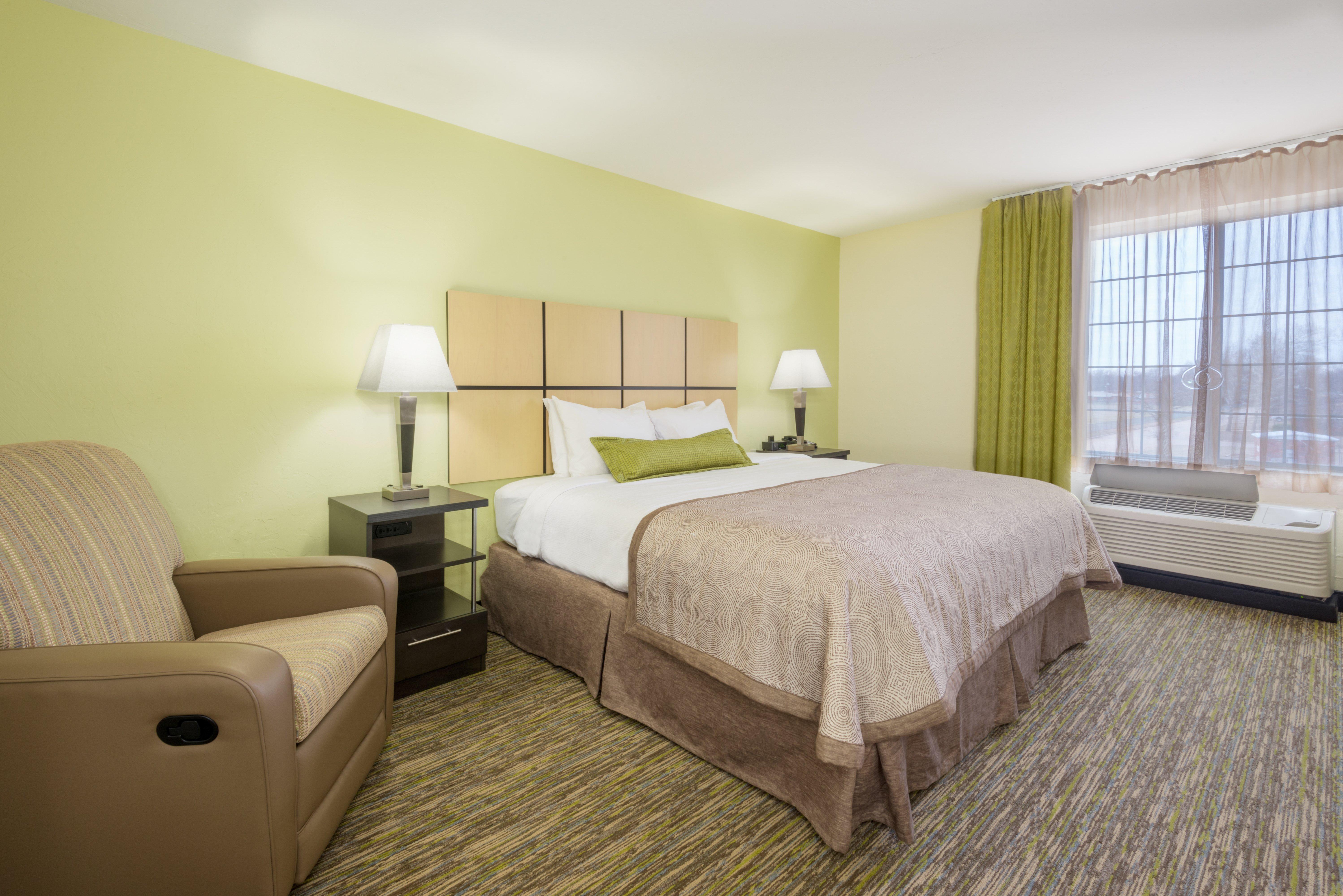 Candlewood Suites Del City By Ihg Экстерьер фото
