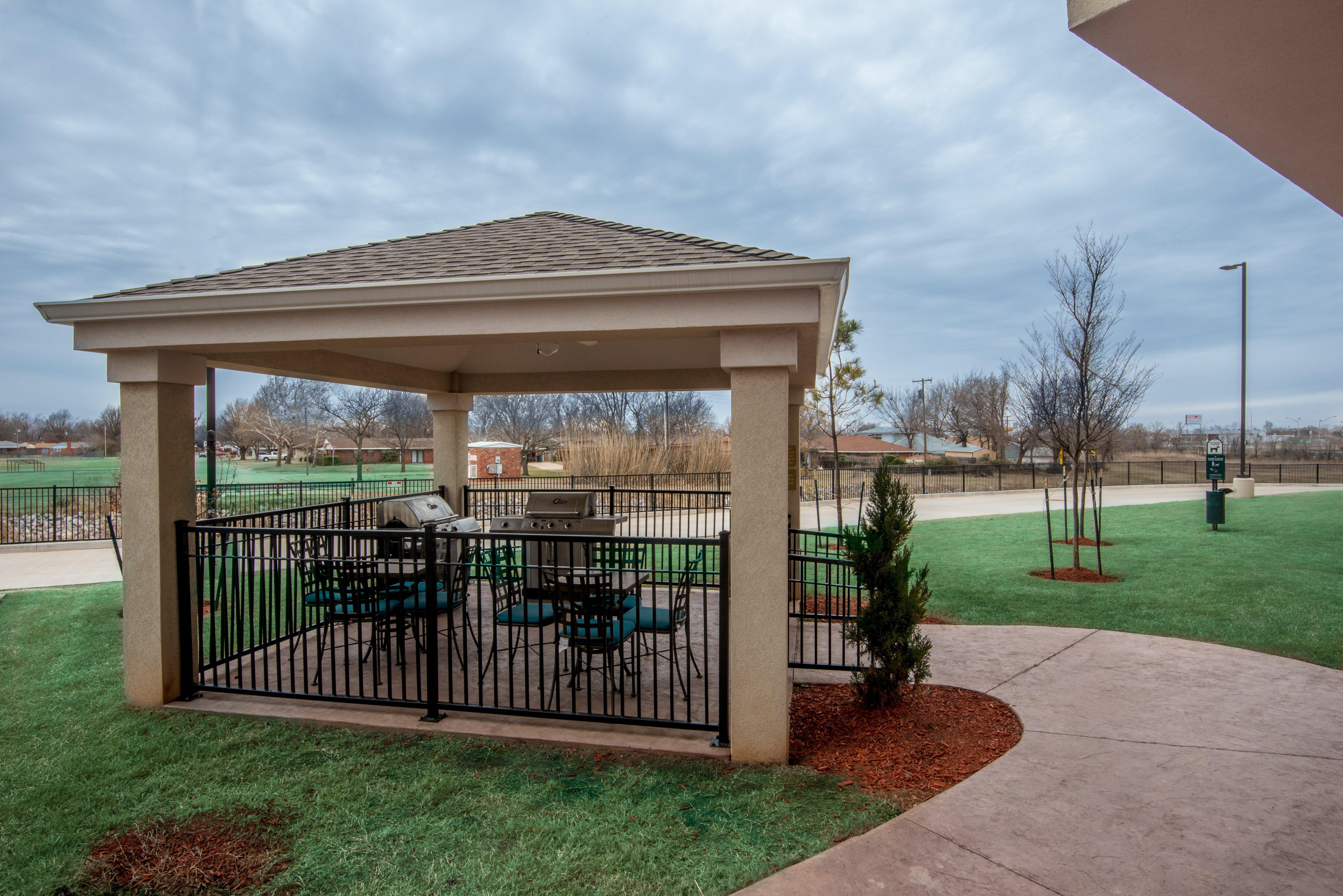 Candlewood Suites Del City By Ihg Экстерьер фото